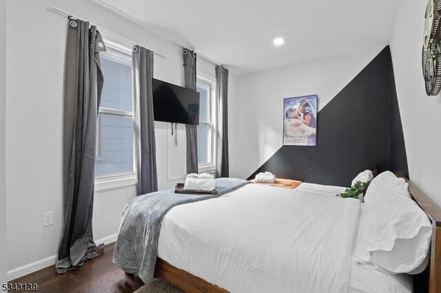 84 W 3rd St, Bayonne City, NJ 07002