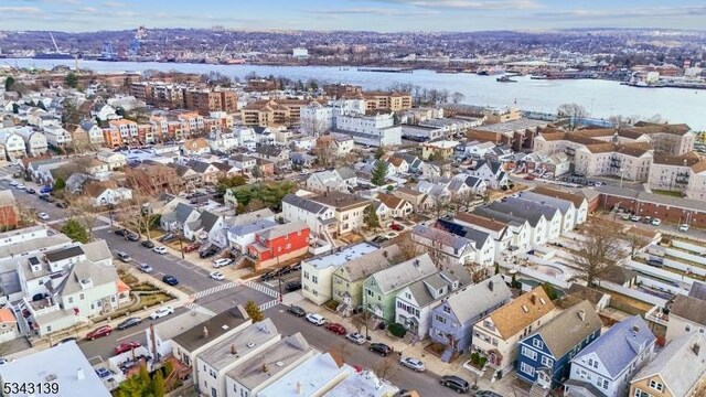 84 W 3rd St, Bayonne City, NJ 07002
