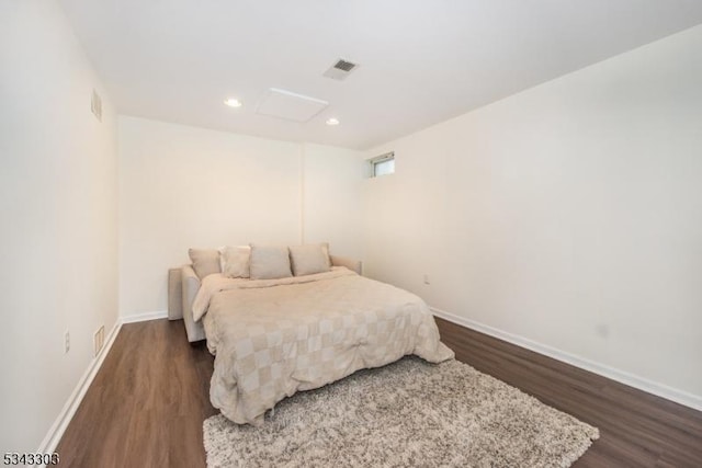 3 Knox Ct, Bernards Twp, NJ 07920 - bedroom featuring dark wood-style floors and recessed lighting
