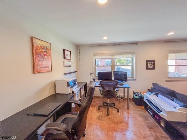 office area with recessed lighting