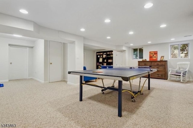 rec room with visible vents, recessed lighting, baseboards, and light carpet