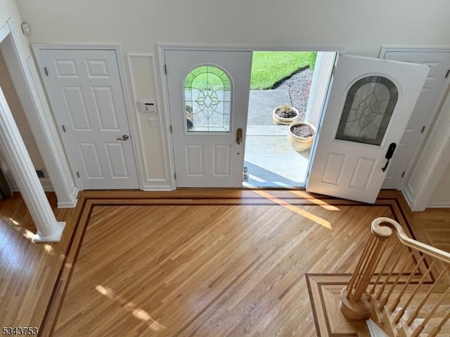 20 Tonnelier Way, Denville Twp, NJ 07834 - foyer featuring light wood-style flooring