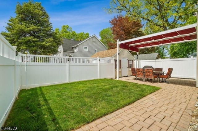 118 Indian Run Pkwy, Union Twp, NJ 07083 - view of yard featuring a patio, a fenced backyard, and a shed