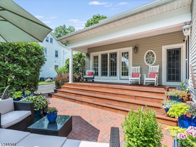 view of patio / terrace featuring outdoor lounge area