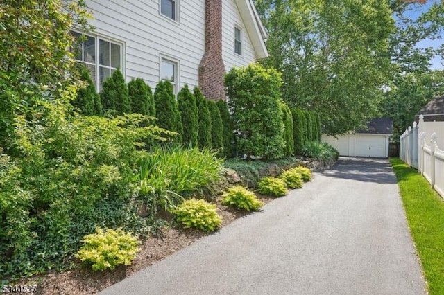 516 Hillcrest Ave, Westfield Town, NJ 07090 - view of side of home featuring an outdoor structure