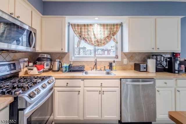 19 Val Sumo Ln, Newark City, NJ 07105