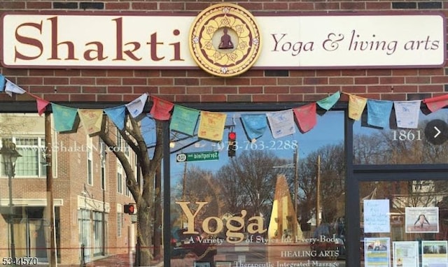 46 Yale St, Maplewood Twp, NJ 07040 - view of community sign