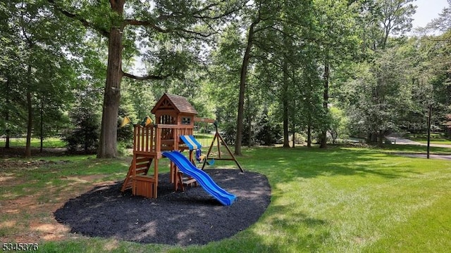11 Stoningham Dr, Warren Twp, NJ 07059 - view of play area with a yard