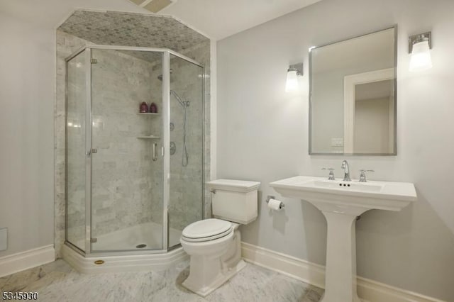 16 Laurel Mountain Way, Tewksbury Twp, NJ 07830 - full bath with toilet, a stall shower, and baseboards