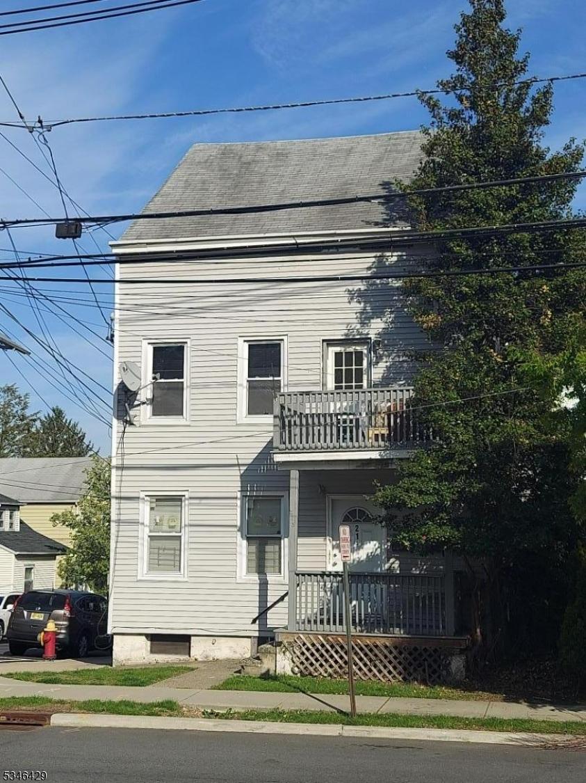 215 Valley Rd, Clifton City, NJ 07013 - view of front of property with a balcony