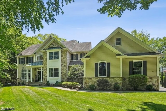 15 Wolfe Run Ct, Washington Twp, NJ 07853 - view of front of home with stone siding and a front yard