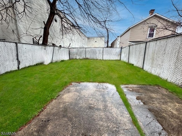 74 Union St, Hackensack City, NJ 07601 - view of yard with a patio