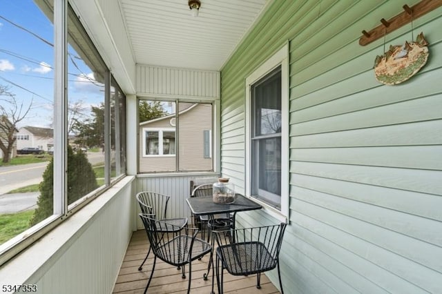 view of sunroom / solarium