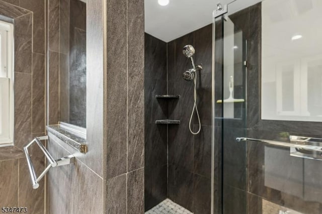 577-9 Greenbrook Rd, North Plainfield Boro, NJ 07063 - full bathroom with a shower stall