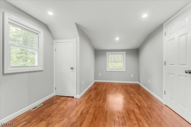 7 Mondamin Rd, Vernon Twp, NJ 07422 - bonus room featuring light wood finished floors and recessed lighting