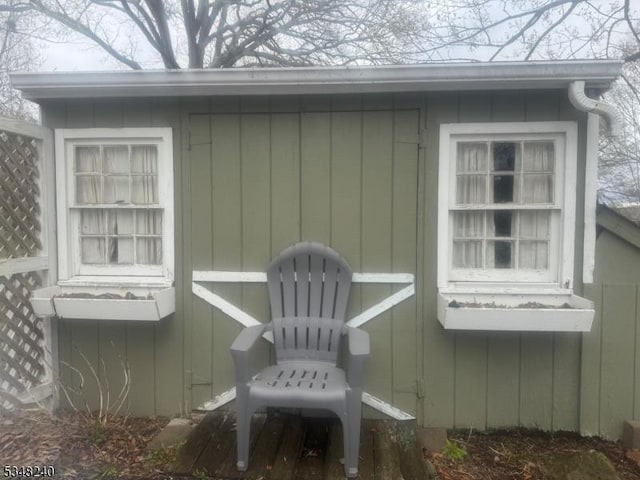 view of side of property