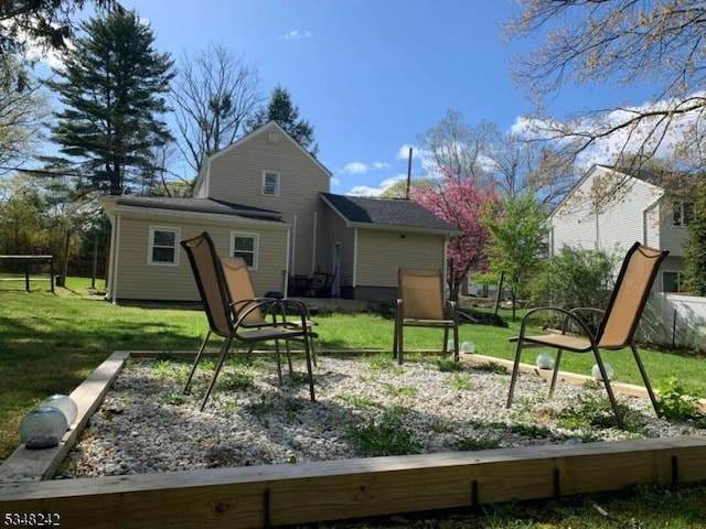 826 Green Pond Rd, Rockaway Twp, NJ 07866 - rear view of property with a yard