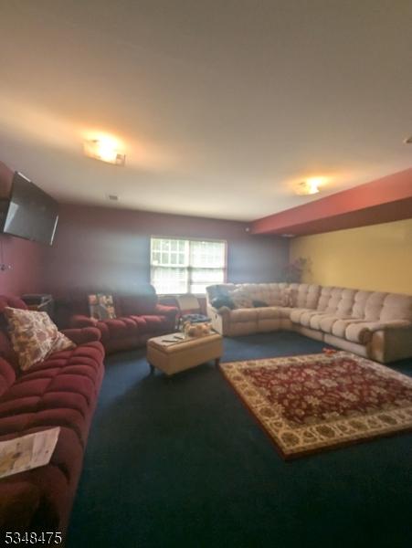 living room with carpet flooring