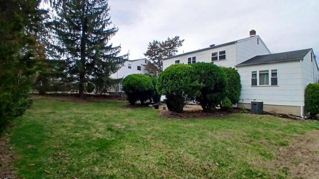 29 King Rd, Franklin Twp, NJ 08873 - view of yard with central air condition unit