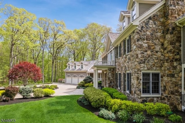 2 Queens Ct, Mendham Twp, NJ 07960 - view of grassy yard featuring concrete driveway