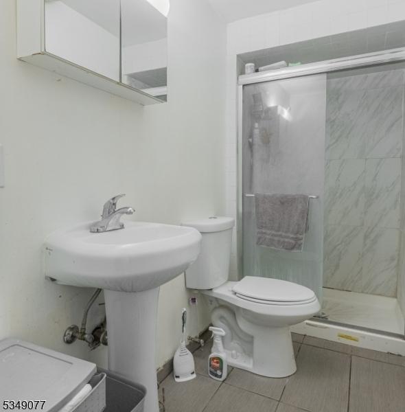 2393 Steuben St, Union Twp, NJ 07083