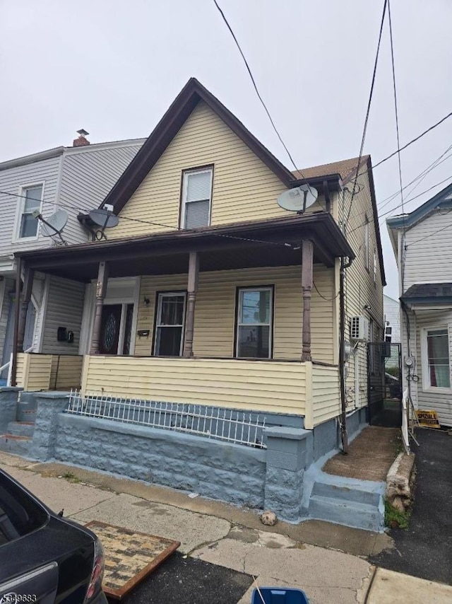 94 Manchester Ave, Paterson City, NJ 07502 - view of front of property with a porch