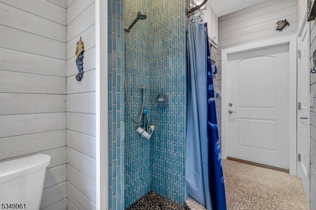 1056 Buxton Rd, Bridgewater Twp, NJ 08807 - bathroom featuring a stall shower and toilet