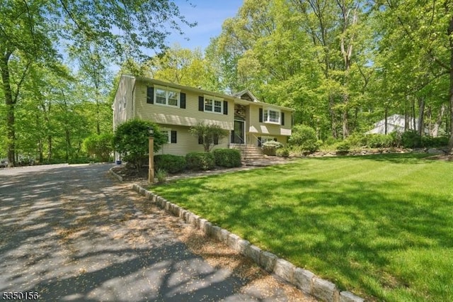 15 Longhill Rd, Randolph Twp, NJ 07869 - raised ranch featuring a front yard