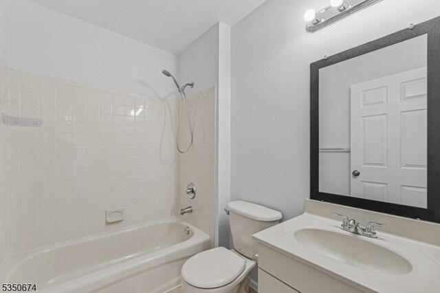 10 Brook St, Franklin Twp, NJ 08873 - full bath with shower / washtub combination, vanity, and toilet