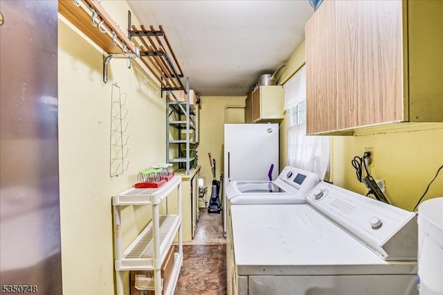 27 Landry Rd, Franklin Twp, NJ 08873 - laundry area with washer and dryer