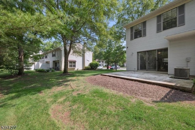 417 Penns Way, Bernards Twp, NJ 07920 - view of green lawn with central AC unit and a patio area
