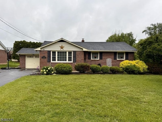 326 Spring Garden Rd, Holland Twp, NJ 08848 - ranch-style home featuring driveway, a front lawn, and brick siding