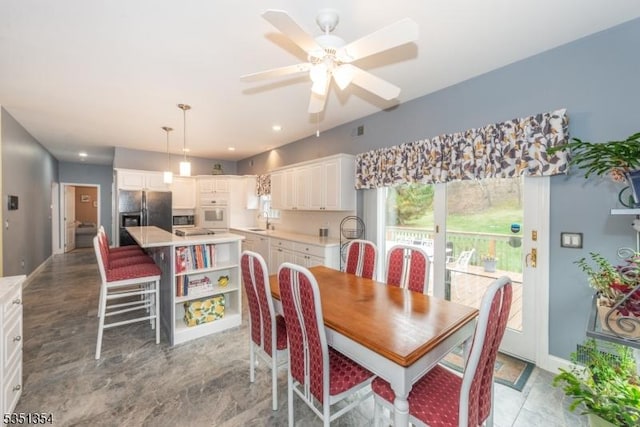 dining space with visible vents, ceiling fan, and recessed lighting