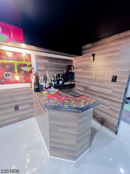 79 Shaler Ave, Fairview Boro, NJ 07022 - view of indoor dry bar
