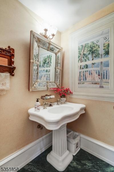 33 Edgemere Ave, Mount Arlington Boro, NJ 07856 - bathroom with baseboards