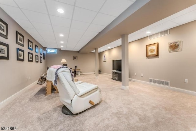 living room featuring visible vents, recessed lighting, carpet, and a drop ceiling