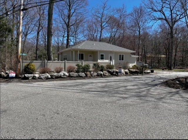 86 Dunham Rd, West Milford Twp, NJ 07421