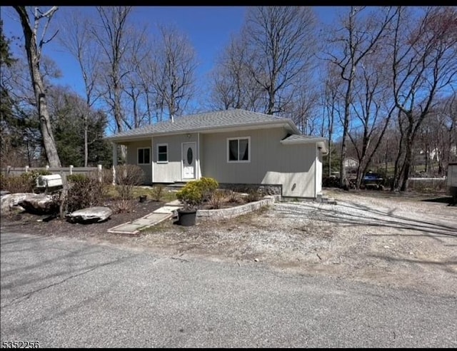 86 Dunham Rd, West Milford Twp, NJ 07421