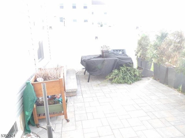 3 Sierra Pl, Sparta Twp, NJ 07871 - view of patio with fence