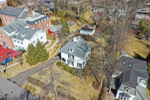 birds eye view of property featuring a residential view