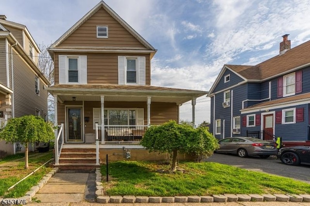 view of front of house featuring a porch