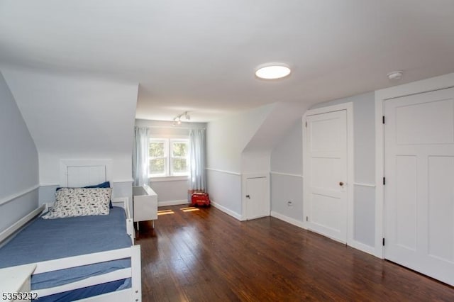 2252 Daniel Bray Hwy, Kingwood Twp, NJ 08559 - unfurnished bedroom featuring baseboards and wood finished floors