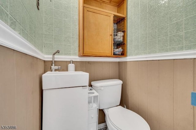 97 Belvidere Ave, Oxford Twp, NJ 07863 - half bathroom with vanity and toilet