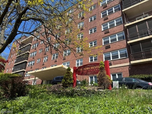 view of building exterior