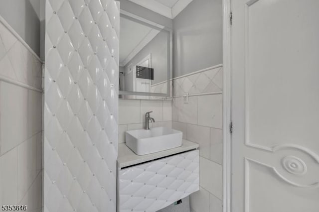 50 Perryville Rd, Union Twp, NJ 08867 - bathroom featuring a sink and tile walls