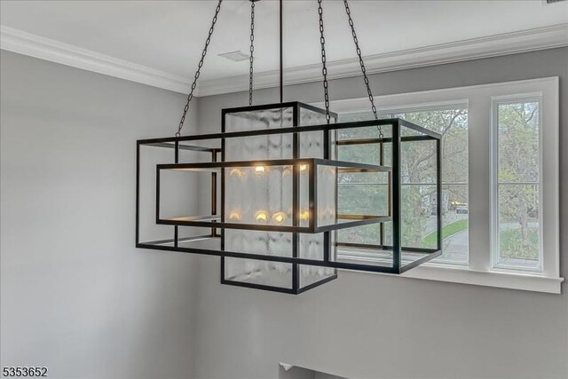 interior details with crown molding