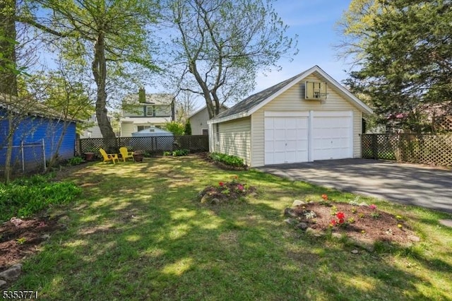 view of detached garage