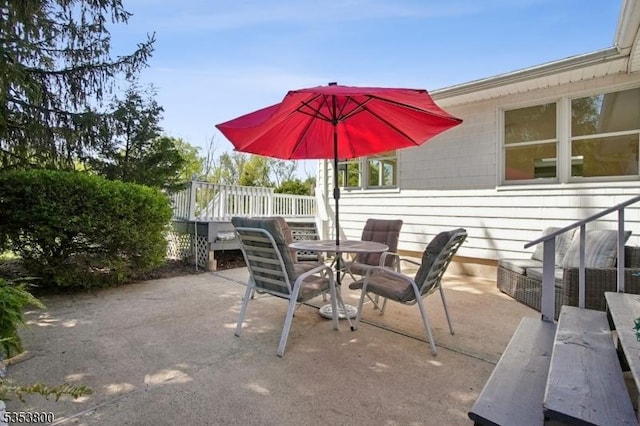 view of patio / terrace with outdoor dining area