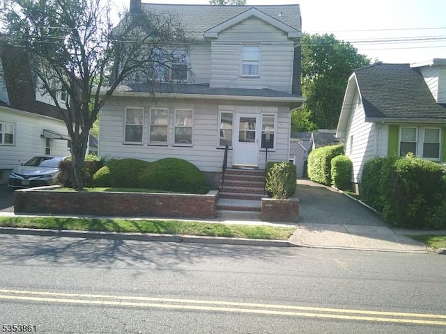 5 Franklin Ave, Montclair Twp, NJ 07042 - traditional-style home featuring entry steps