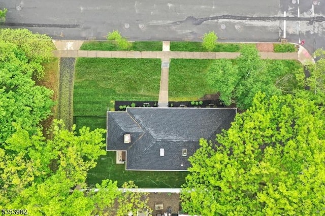 aerial view of property and surrounding area